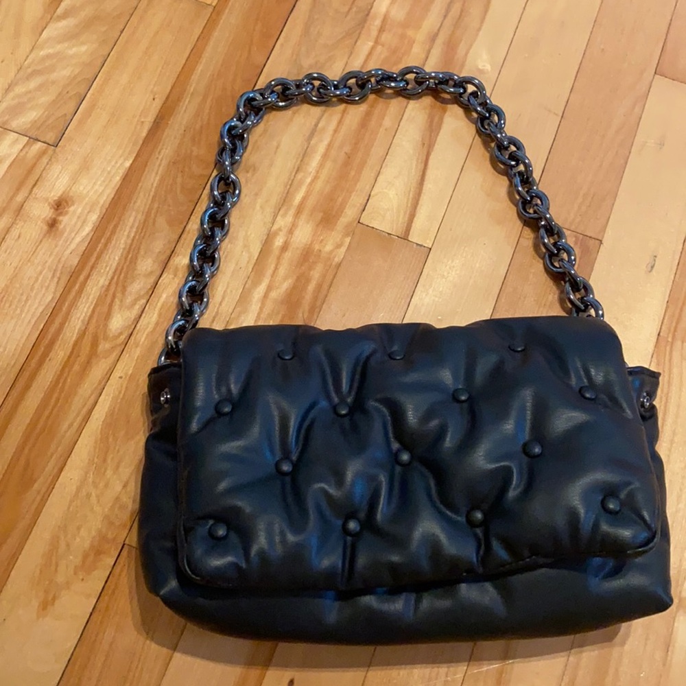 Quilted maxi black bag